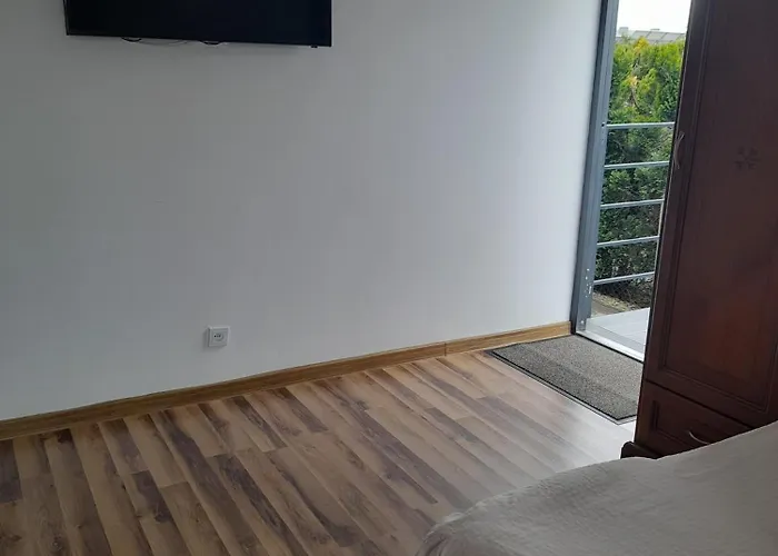 Klemens Nr Domu 14 * אוסטרוב וילקופולסקי